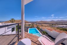 Villa en Nazaret - Villa El Erizo • Piscina • LVH