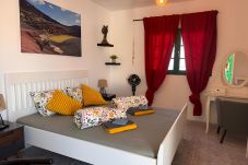 Rent by room in Tinajo - Casa NoPasaNada, estudio La Graciosa Sea View