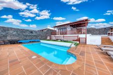 House in Playa Blanca - Villa Los Yeyos