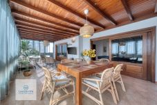 Apartment in Playa Blanca - Casa Bonica • Ocean Views • Beach 2 min • LVH