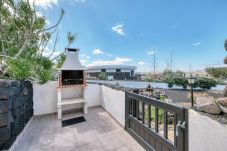 Apartment in  Famara - Canary Soul 90 • Ocean views • Beach 2 min • LVH