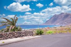 Apartment in  Famara - Canary Soul 90 • Ocean views • Beach 2 min • LVH