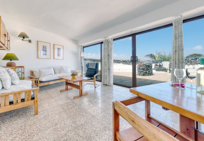 Apartment in  Famara - Bungalow Famara 6