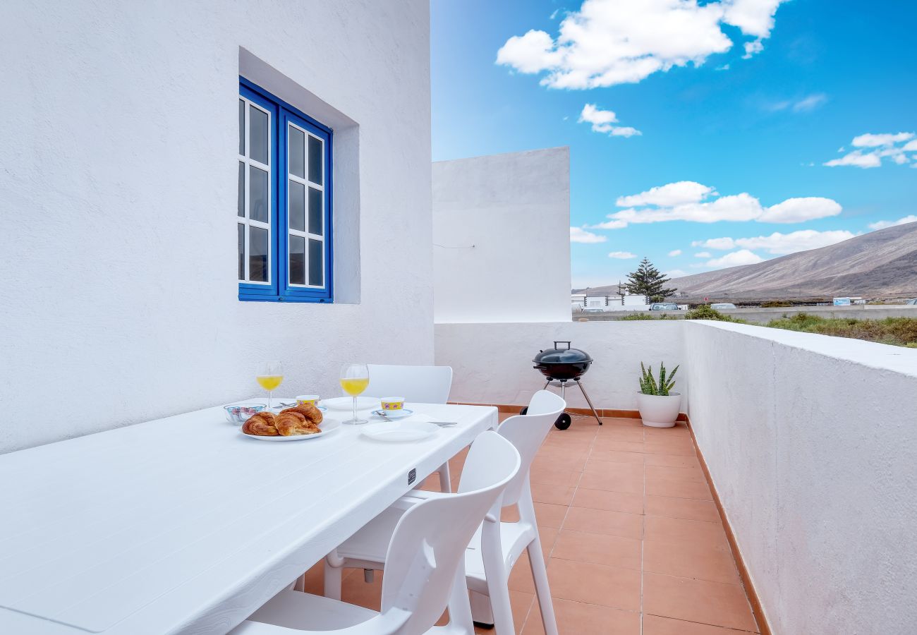 Apartment in Orzola - Casa Suso - Orzola Coastal retreat by LVH 